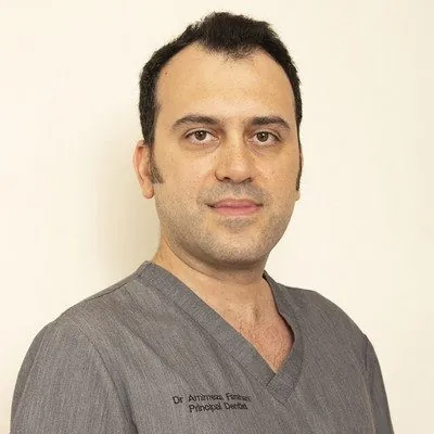 Dr Amirreza Farahani, Principal & Implant Dentist